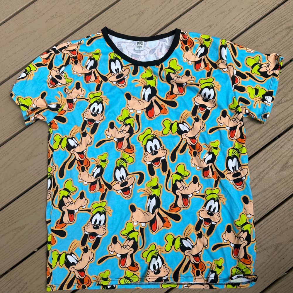 Wild Rich Kids Goofy Adult Tee shirt